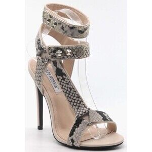 Cape Robbin Diva Style Nude Stiletto Heeled Sandals New in Box Size 8.5